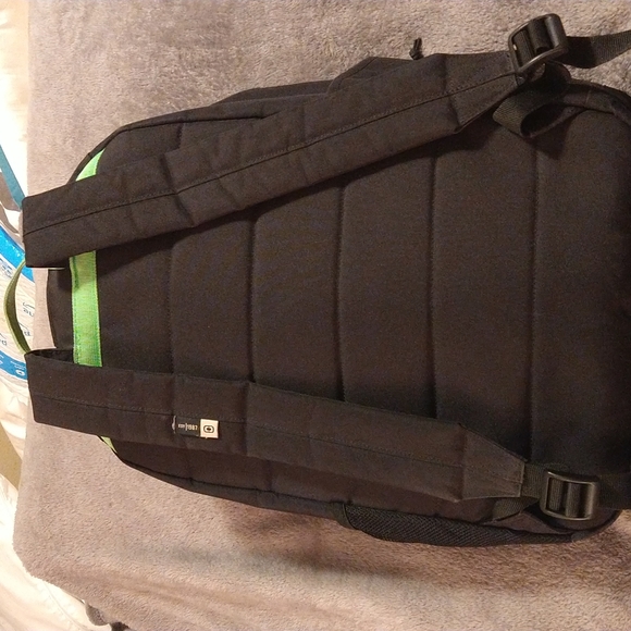 Ogio Backpack - Picture 4 of 7